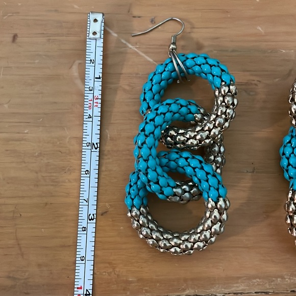 Turquoise and gold tone earrings - Picture 2 of 3